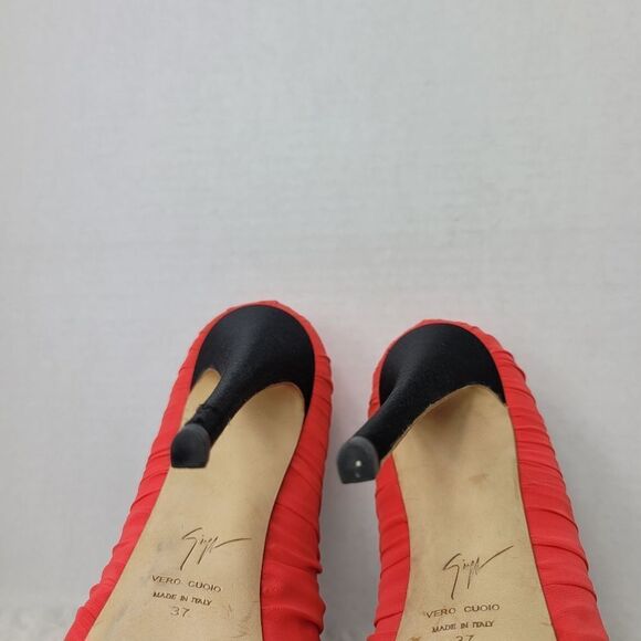 Giuseppe Zanotti Red Ruched Silk Peep Toe Platform Pumps Size 6.5 - Picture 9 of 9